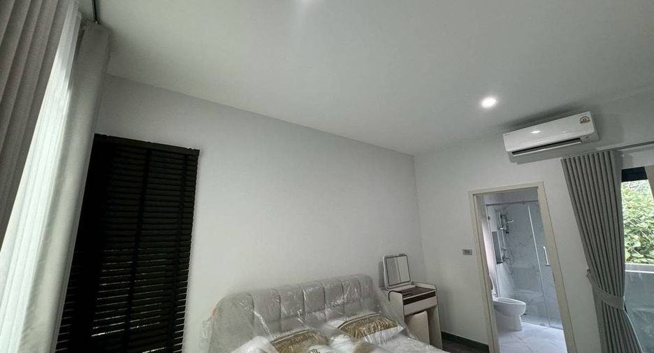 For rent 2 bedrooms house in Suan Luang, Bangkok