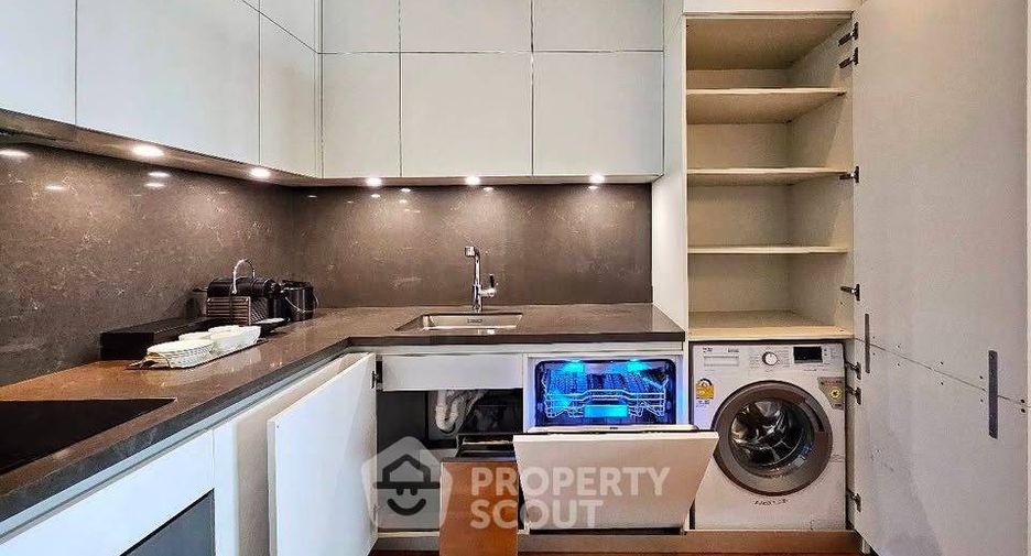 Wohnung zur Miete mit 1 Zimmer in Khlong San, Bangkok