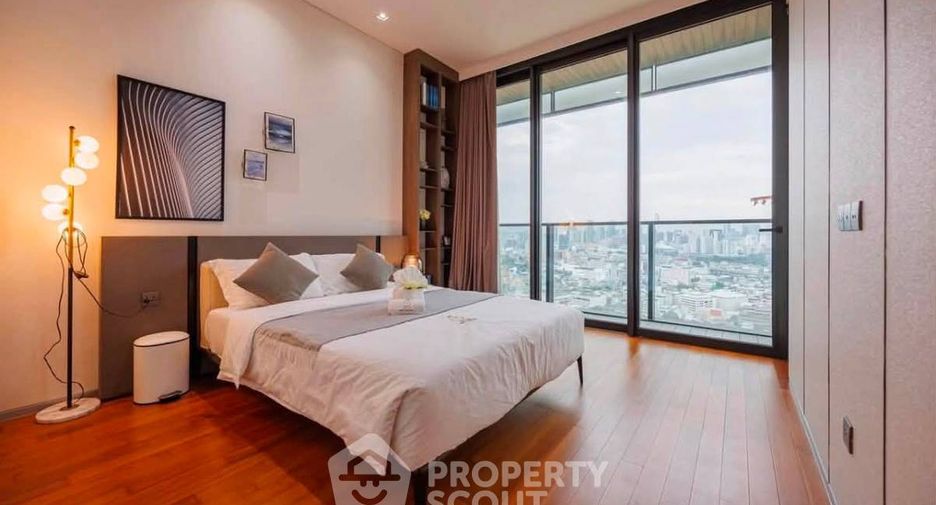 À louer 3 chambres condo à Khlong San, Bangkok