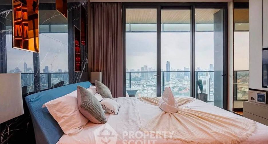 À louer 3 chambres condo à Khlong San, Bangkok