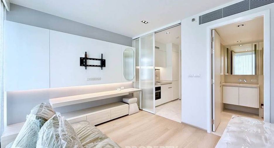 For rent 1 bed condo in Watthana, Bangkok