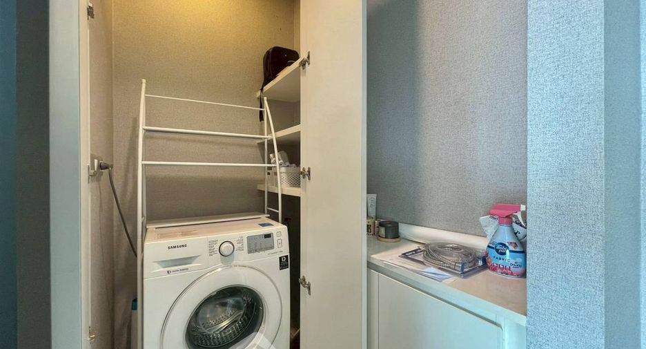 À louer 1 chambre condo à Khlong Toei, Bangkok