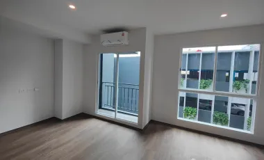 À vendre studio condo à Bangkok Noi, Bangkok
