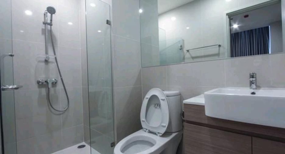 Wohnung zur Miete mit 2 Zimmer in Huai Khwang, Bangkok