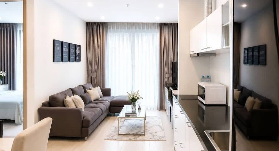 À louer 2 chambres condo à Pathum Wan, Bangkok