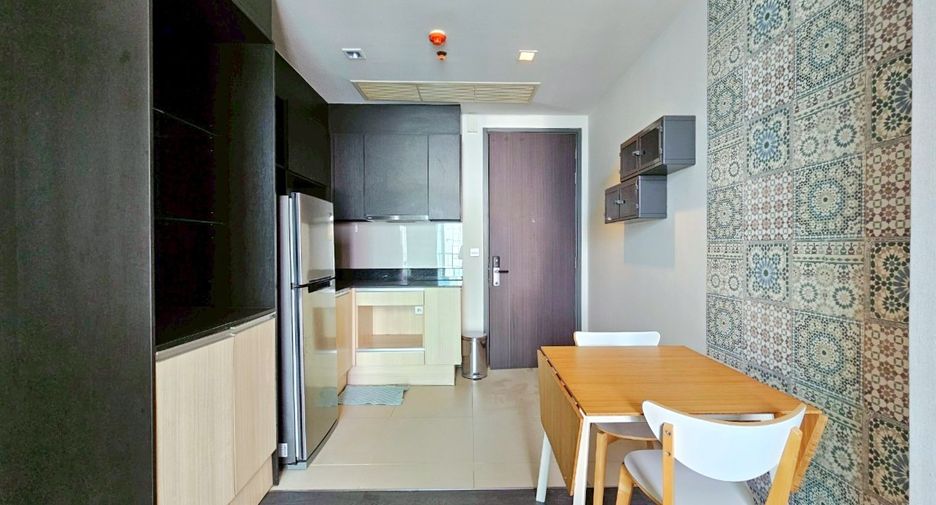 For rent 1 Beds condo in Khlong Toei, Bangkok