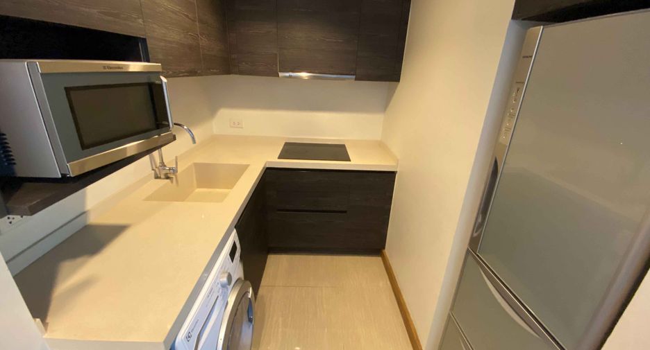 For rent and for sale 2 bedrooms condo in Watthana, Bangkok