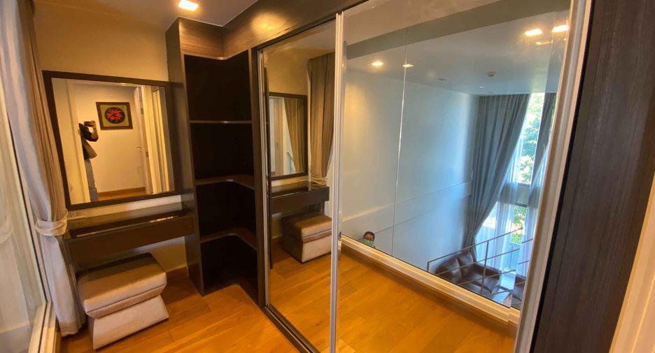 For rent and for sale 2 bedrooms condo in Watthana, Bangkok