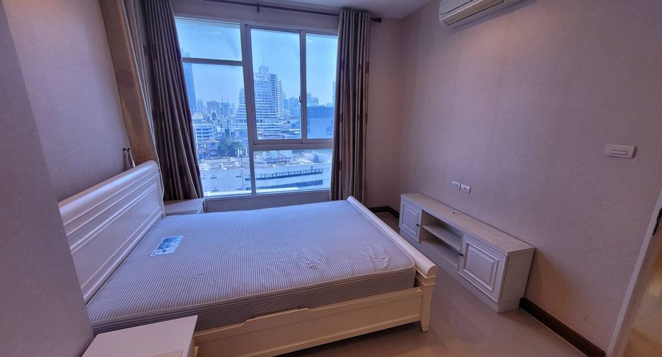 For rent 2 bedrooms condo in Sathon, Bangkok