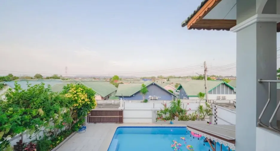 For sale 4 bedrooms villa in Bang Lamung, Chonburi