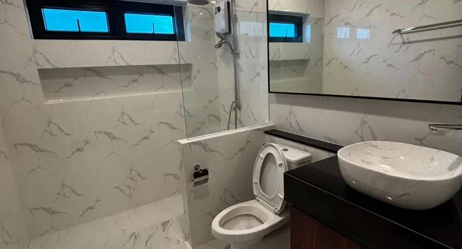 À vendre 3 chambres villa à Bang Lamung, Chonburi