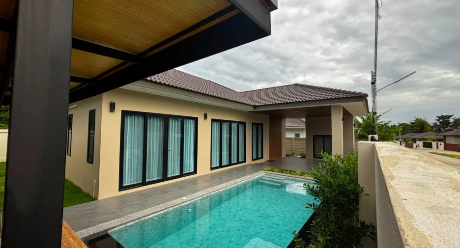 À vendre 3 chambres villa à Bang Lamung, Chonburi