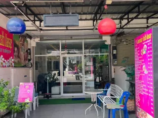 Gewerbefläche zum Kauf mit 2 Zimmer in Bang Lamung, Chonburi