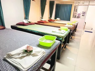 Gewerbefläche zum Kauf mit 2 Zimmer in Bang Lamung, Chonburi