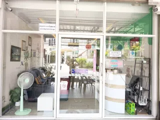 Gewerbefläche zum Kauf mit 2 Zimmer in Bang Lamung, Chonburi