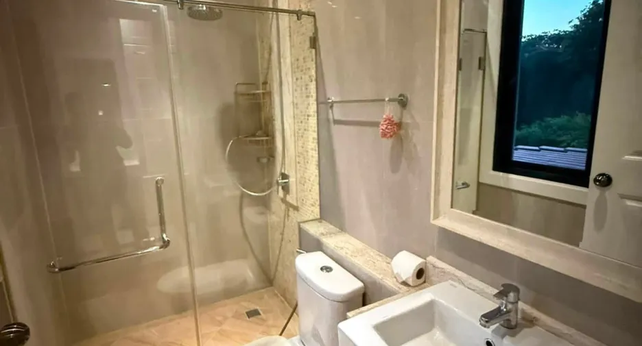 For rent 3 bedrooms villa in Huay Yai, Pattaya