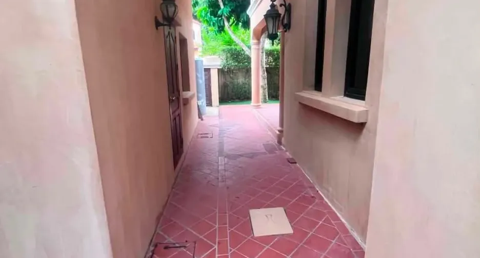 For rent 3 bedrooms villa in Huay Yai, Pattaya