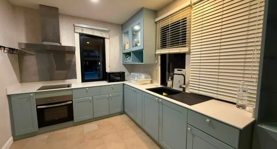 For rent 3 bedrooms villa in Huay Yai, Pattaya