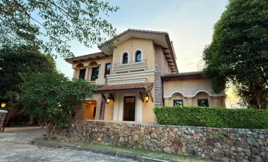 For rent 3 bedrooms villa 