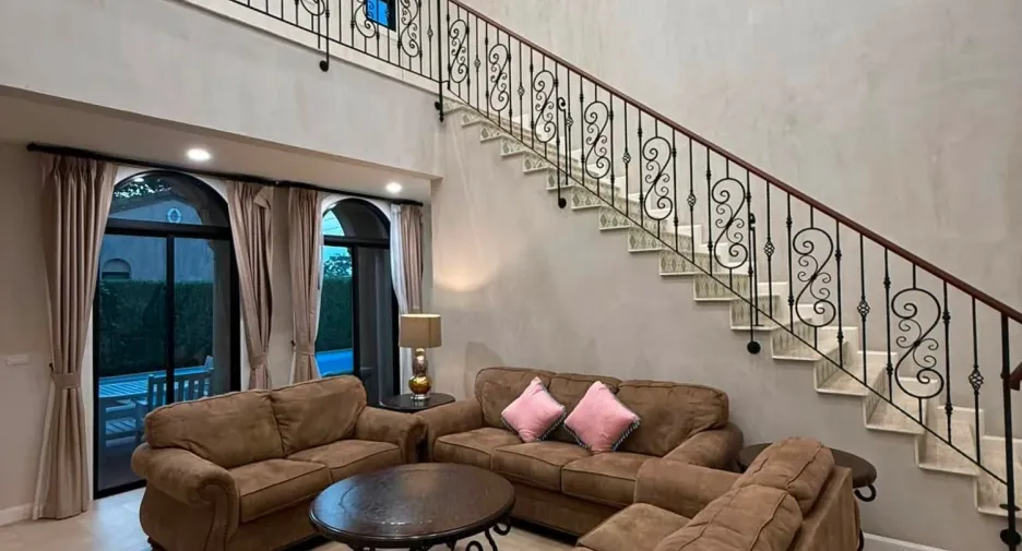 For rent 3 bedrooms villa in Huay Yai, Pattaya
