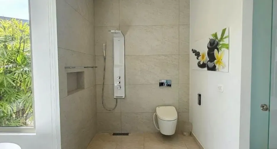 À vendre 3 chambres villa à Bang Saray, Pattaya