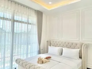 Villa en venta de 4 habitaciones en Bang Lamung, Chonburi