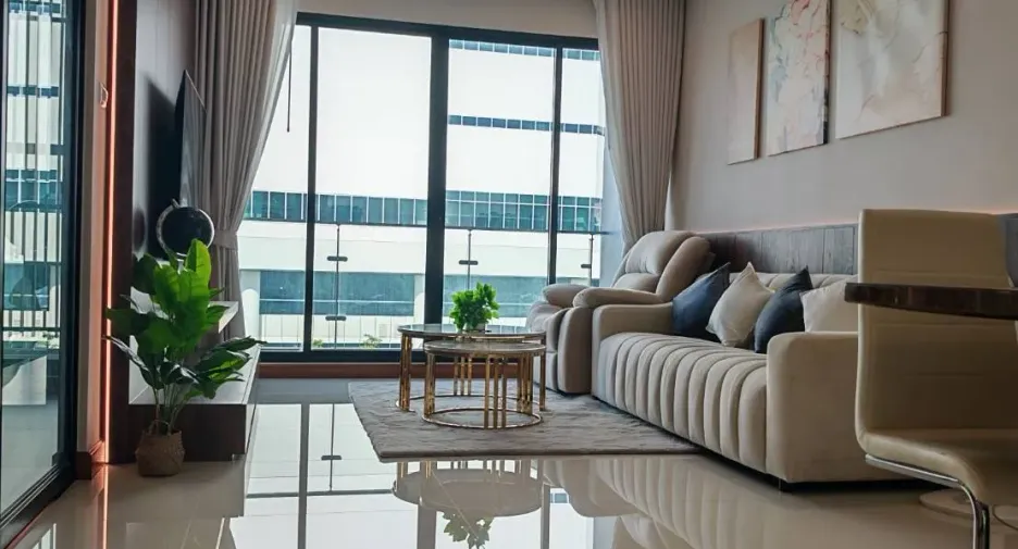 Wohnung zum Kauf mit 2 Zimmer in Khlong San, Bangkok