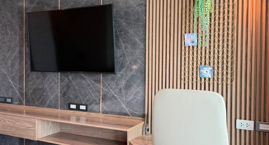 À vendre 1 chambre condo à Sathon, Bangkok