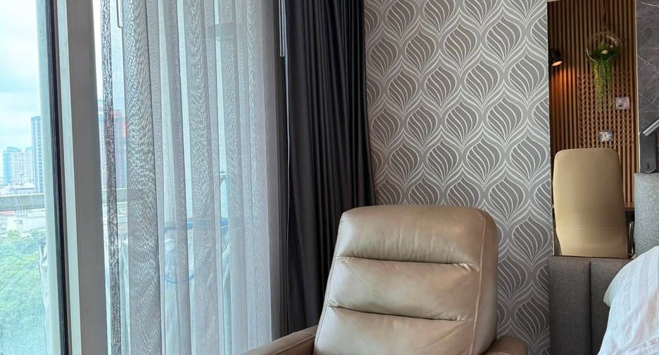 À vendre 1 chambre condo à Sathon, Bangkok