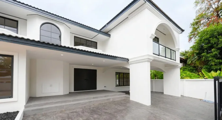 Haus zum Kauf mit 4 Zimmer in Bang Na, Bangkok