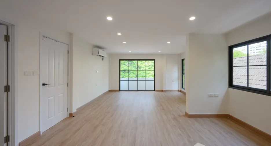 Haus zum Kauf mit 4 Zimmer in Bang Na, Bangkok