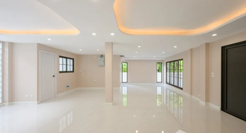 Haus zum Kauf mit 4 Zimmer in Bang Na, Bangkok