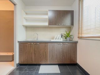 For sale 2 bedrooms condo in Huai Khwang, Bangkok