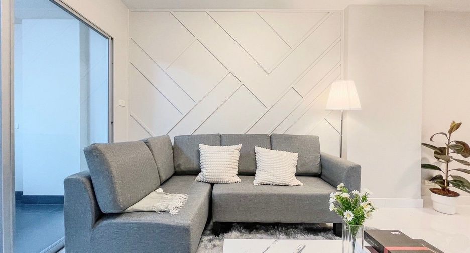 For sale 2 bedrooms condo in Huai Khwang, Bangkok