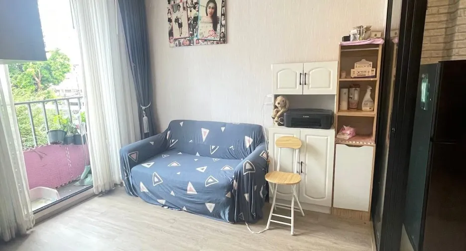 For rent 1 bed condo in Mueang Samut Prakan, Samut Prakan
