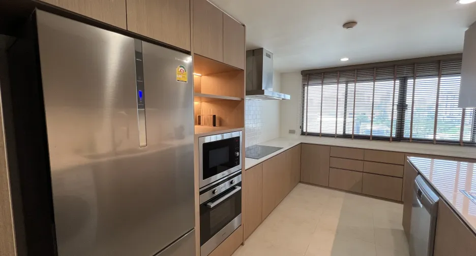 À vendre 4 chambres condo à Watthana, Bangkok