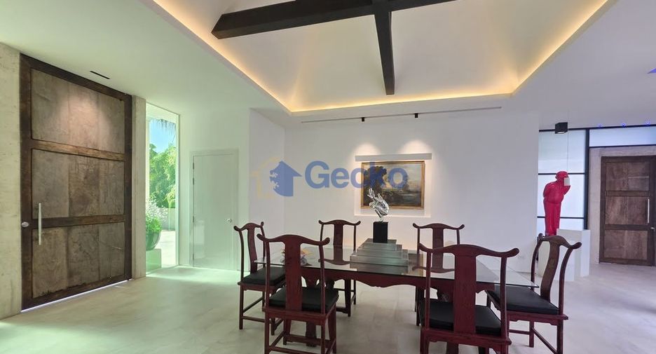Haus zum Kauf mit 4 Zimmer in Bang Lamung, Chonburi