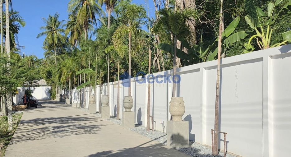 Haus zum Kauf mit 4 Zimmer in Bang Lamung, Chonburi