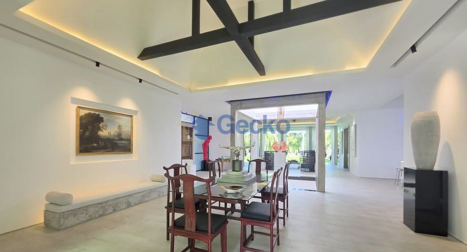 Haus zum Kauf mit 4 Zimmer in Bang Lamung, Chonburi