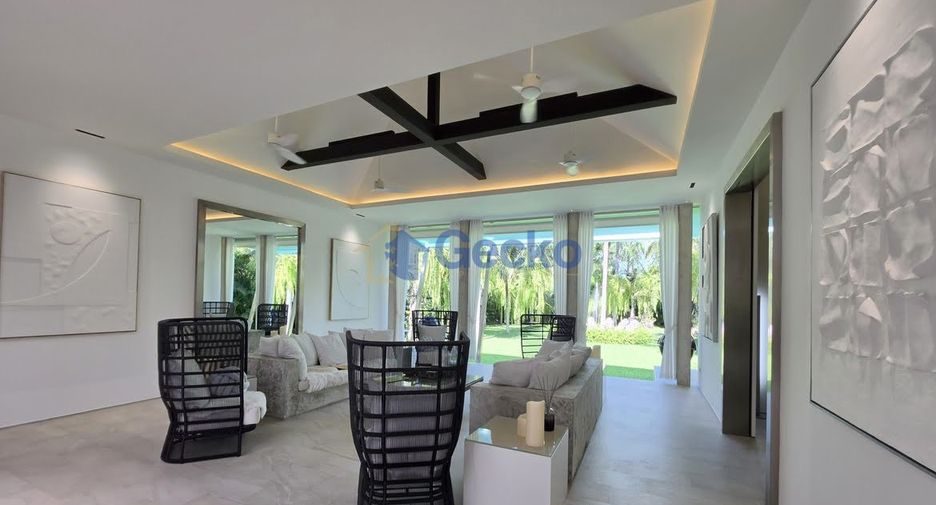 Haus zum Kauf mit 4 Zimmer in Bang Lamung, Chonburi