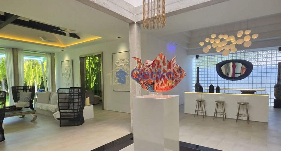 Haus zum Kauf mit 4 Zimmer in Bang Lamung, Chonburi