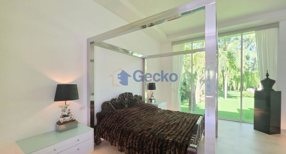 Haus zum Kauf mit 4 Zimmer in Bang Lamung, Chonburi