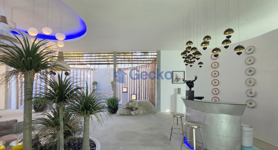 Haus zum Kauf mit 4 Zimmer in Bang Lamung, Chonburi