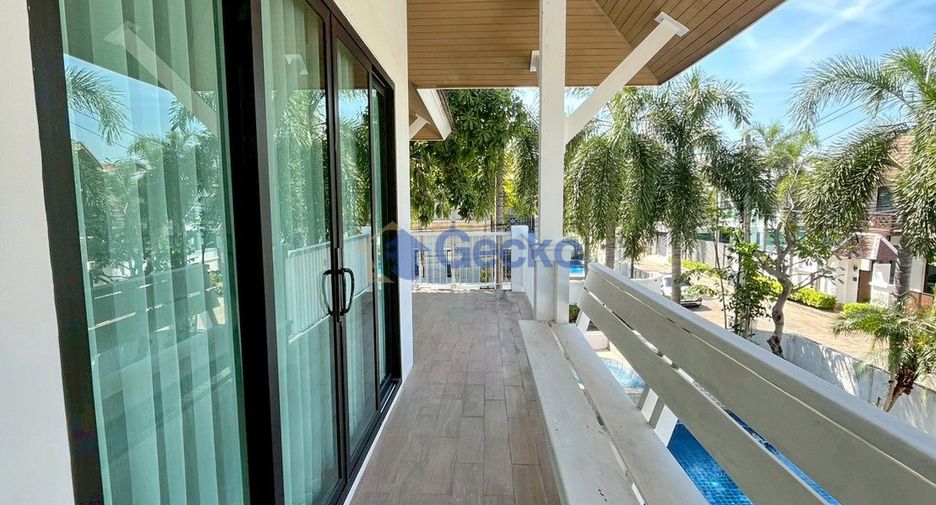 Casa en alquiler de 4 habitaciones en Bang Lamung, Chonburi