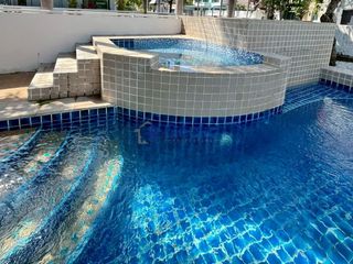Casa en alquiler de 4 habitaciones en Bang Lamung, Chonburi
