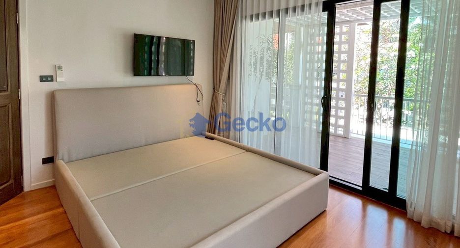 Casa en alquiler de 4 habitaciones en Bang Lamung, Chonburi