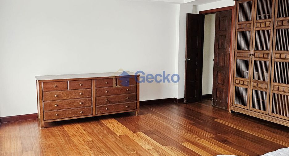 For rent and for sale 1 bed condo in Bang Lamung, Chonburi
