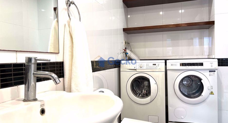 Condo en alquiler de 2 habitaciones en Bang Lamung, Chonburi