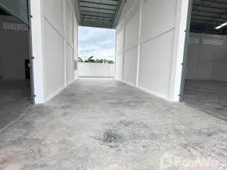 Casa en alquiler de estudio en Sam Phran, Nakhon Pathom