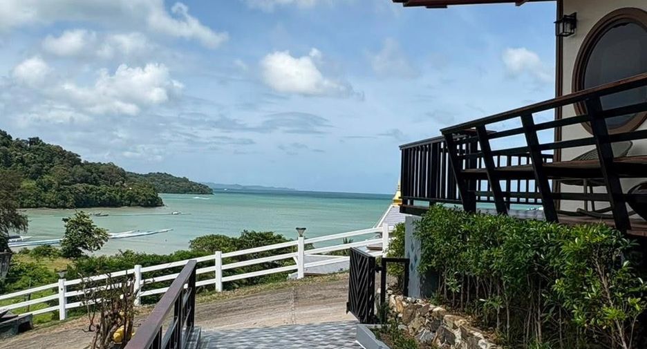 Hotel en venta de 27 habitaciones en Mueang Phuket, Phuket